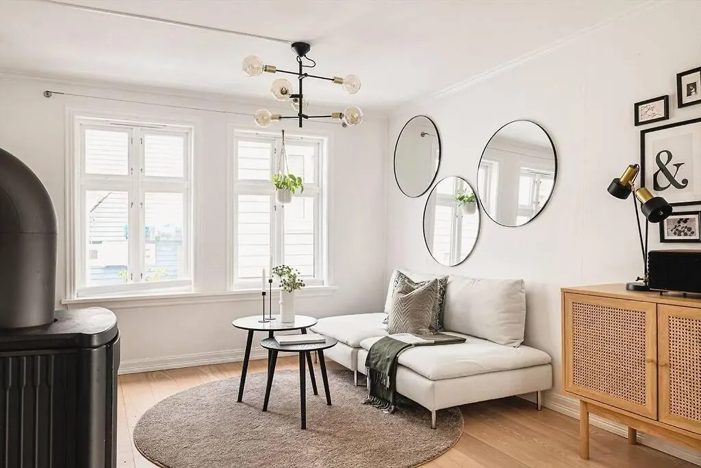 Beautiful Bergen House From 1790 Apartment 0*,  Norway