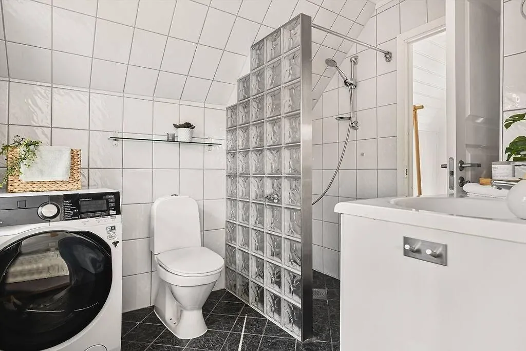 Beautiful Bergen House From 1790 Apartment